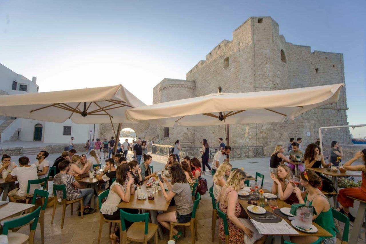 Casa Vacanze Antiche Mura E Poi 莫诺波利 外观 照片